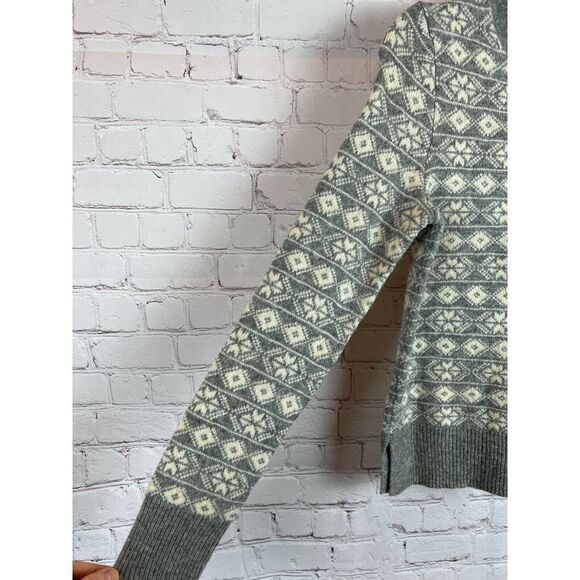 GAP lambs wool blend gray white aztec southwestern sweater pullover top size XS - Picture 5 of 7